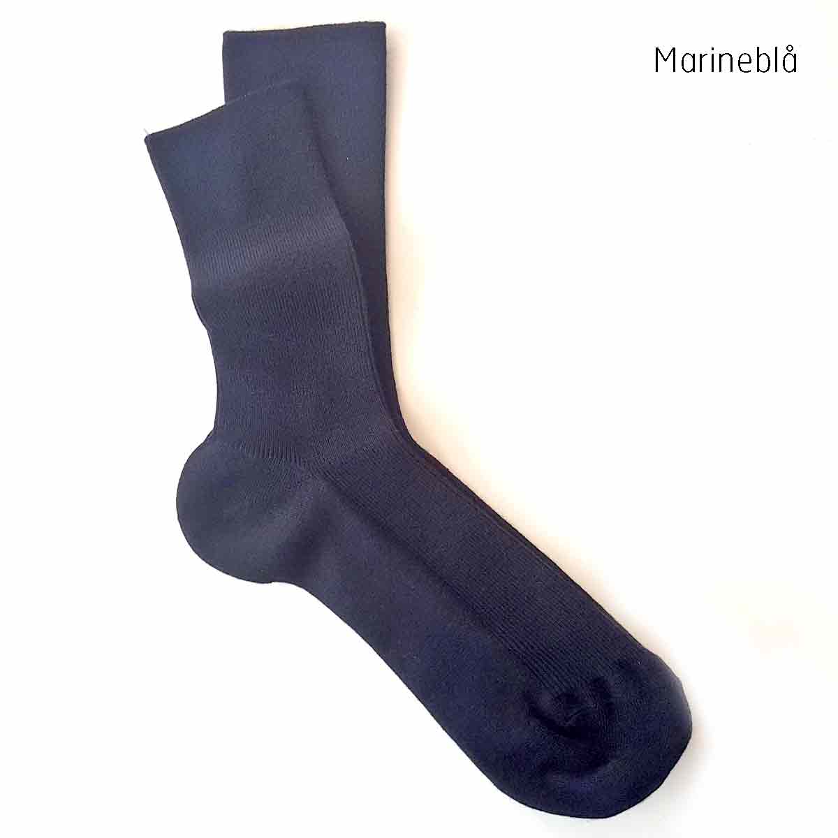 tynne marineblå ullsokker til dame