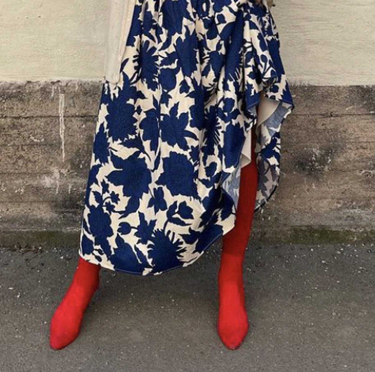 Trasparenze Sophie 70 strømpebukse i rødfarge (Rosso), knall rød, frisk rød, bunadsrød, matt, tett og tykk strømpebukse